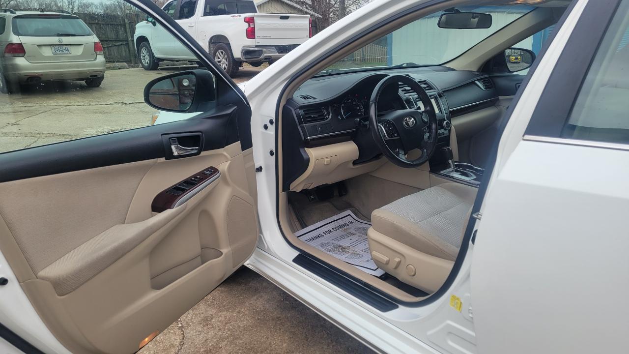 Toyota Camry XLE 2012