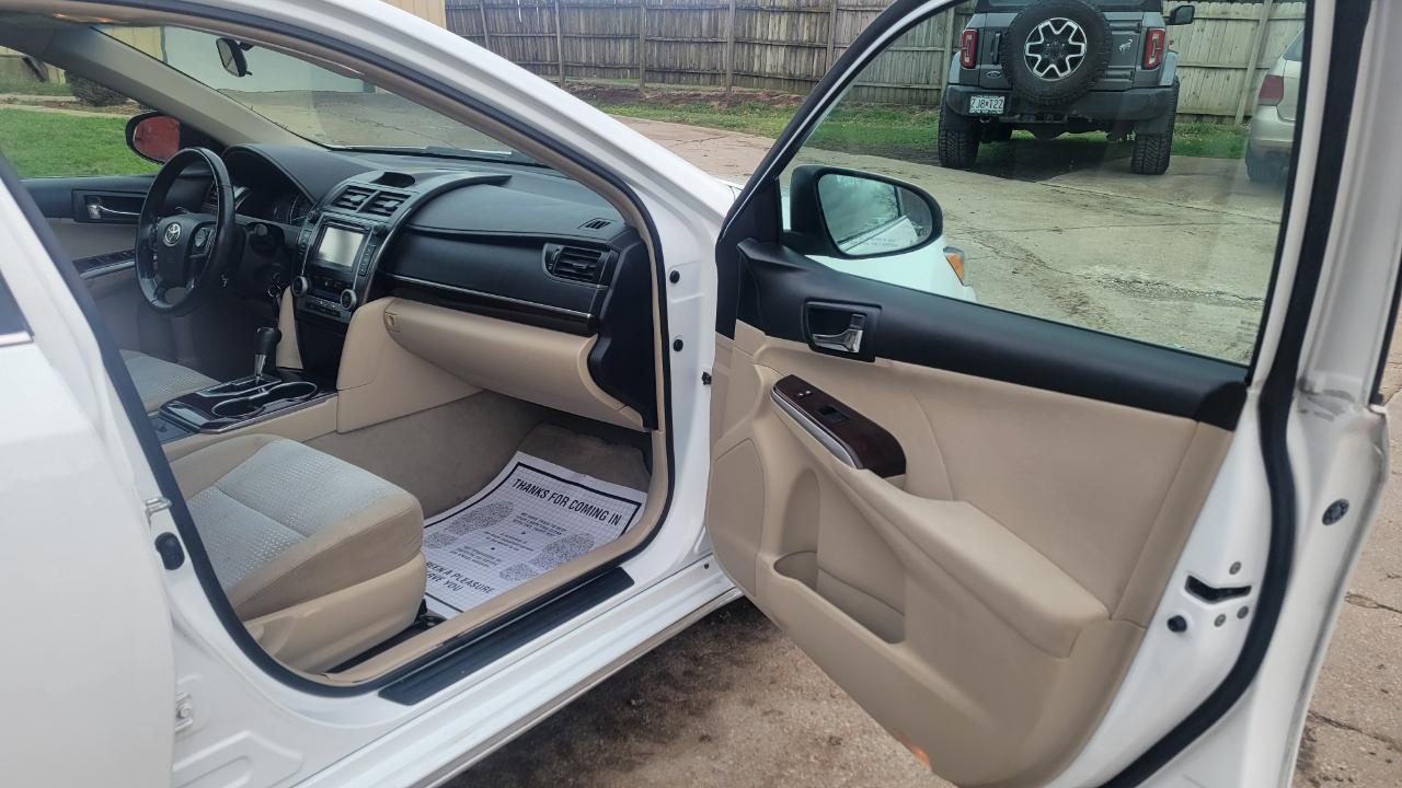 Toyota Camry XLE 2012