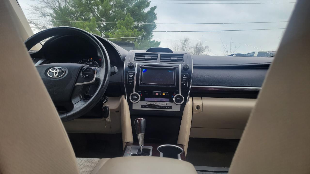 Toyota Camry XLE 2012