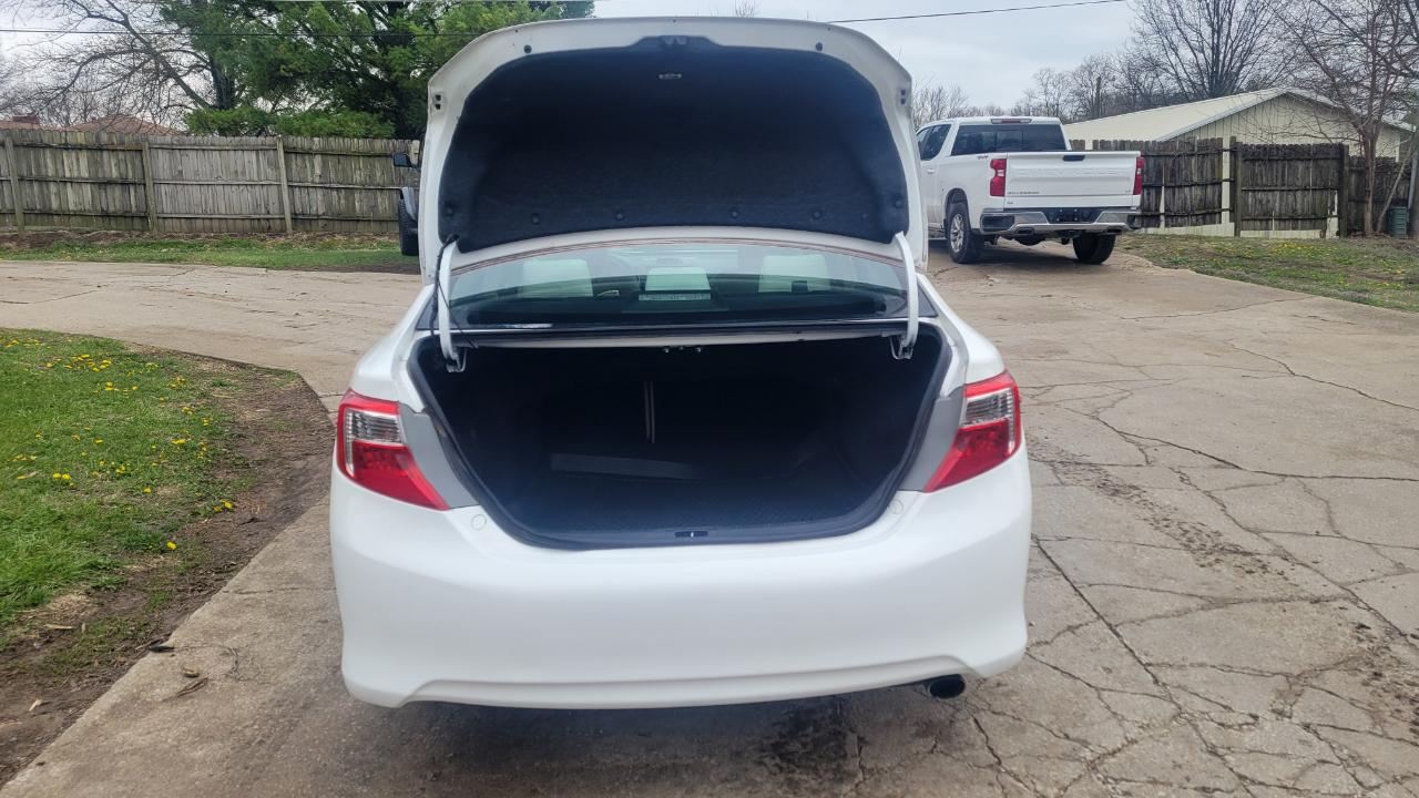 Toyota Camry XLE 2012
