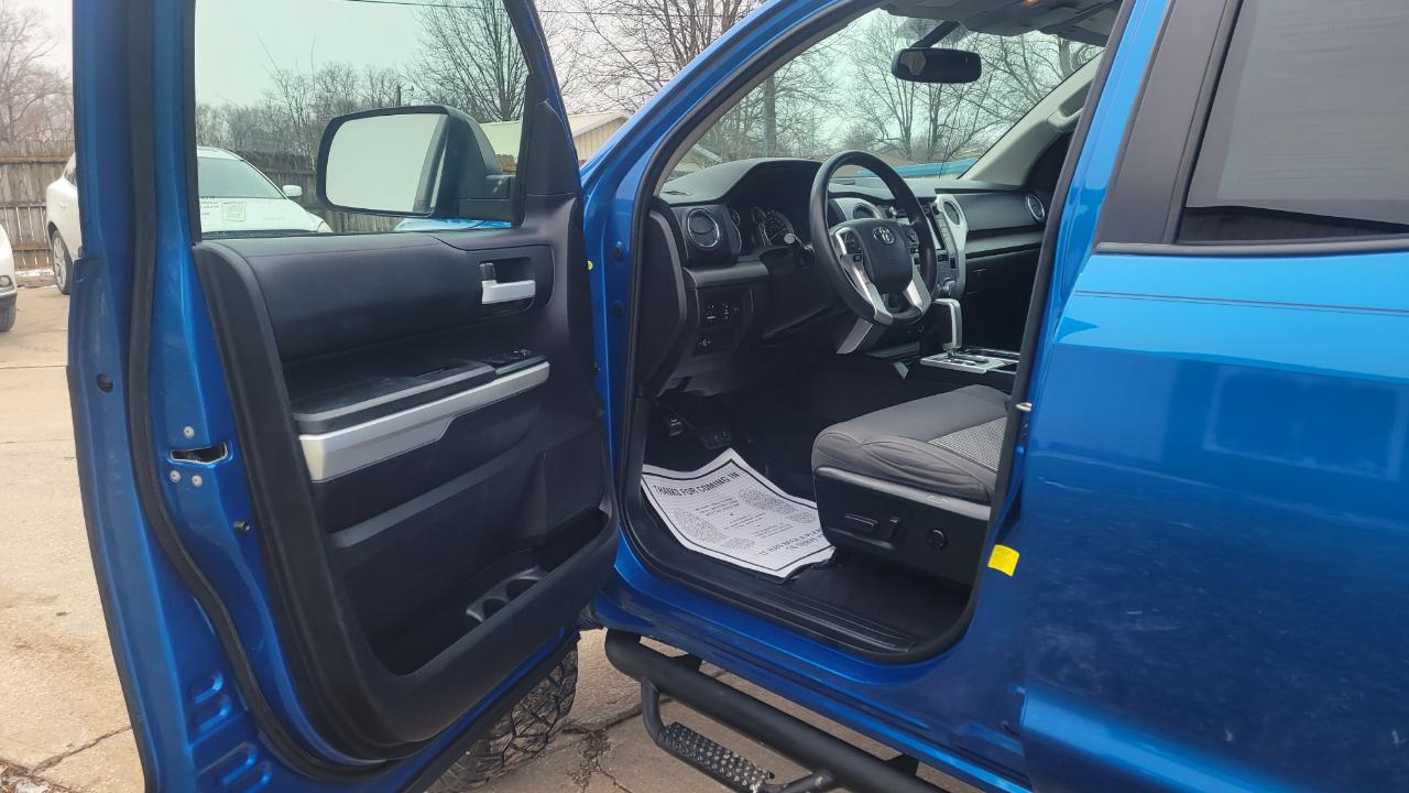 Toyota Tundra SR Double Cab 4WD 2016