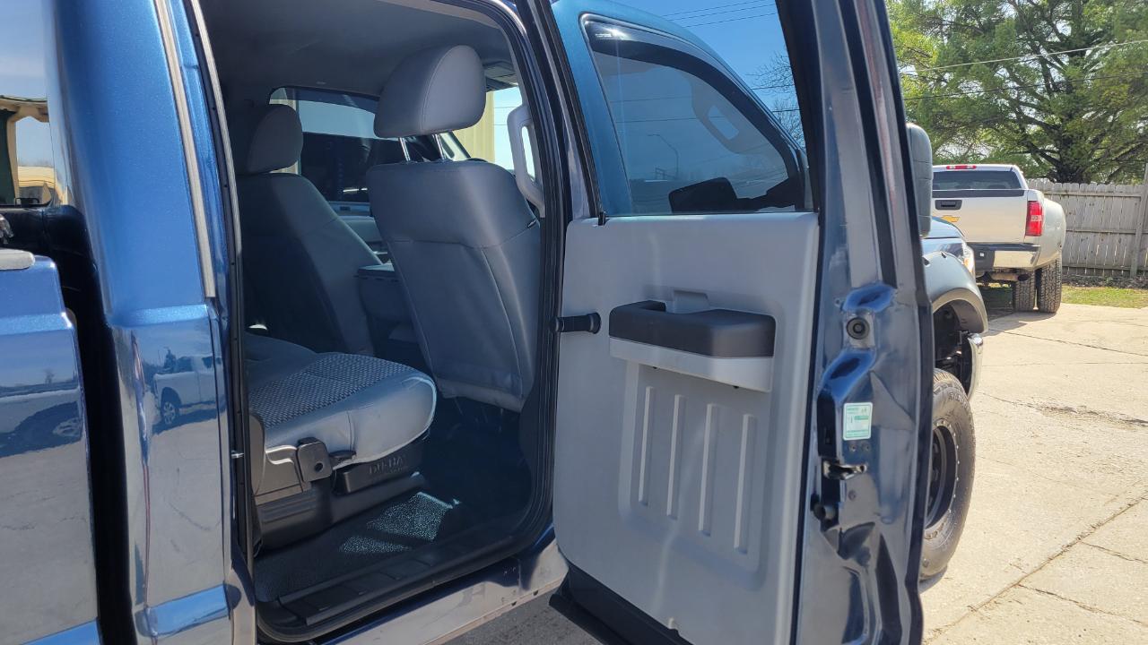 Ford F-250 SD XL Crew Cab 4WD 2016