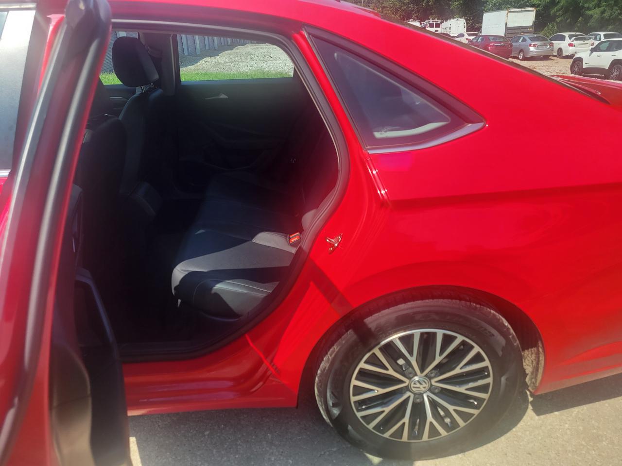 Volkswagen Jetta SEL 4D Sedan 2019