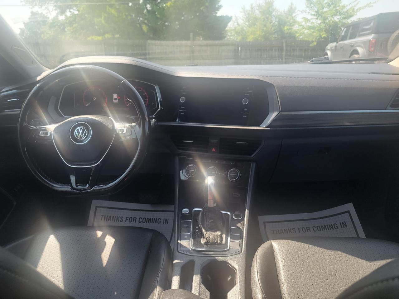 Volkswagen Jetta SEL 4D Sedan 2019