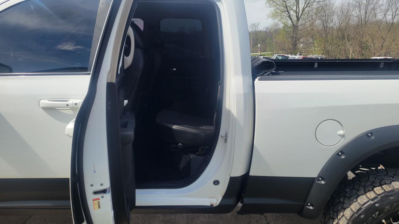 RAM 1500 Sport Crew Cab 4WD 2014