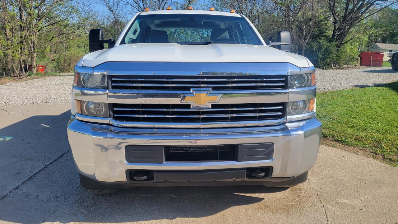 Chevrolet Silverado 3500HD Work Truck Crew Cab 4WD 2016