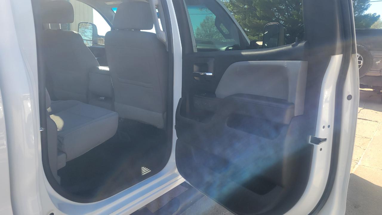 Chevrolet Silverado 3500HD Work Truck Crew Cab 4WD 2016