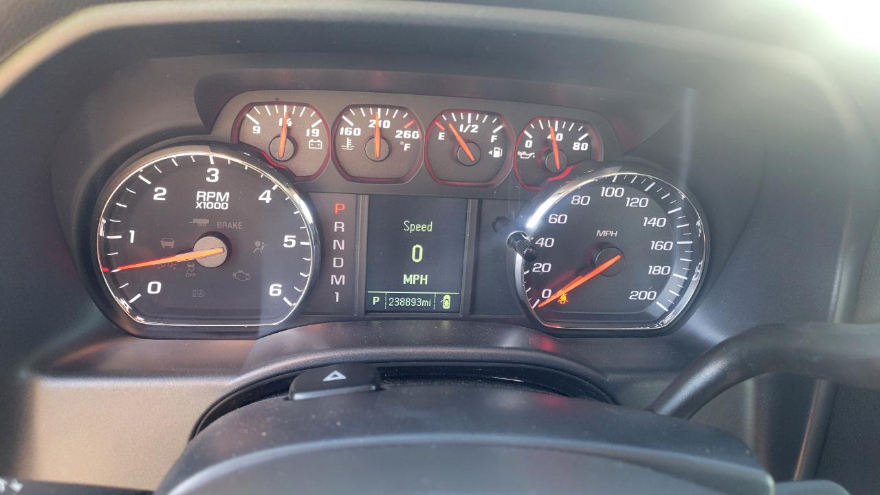 Chevrolet Silverado 3500HD Work Truck Crew Cab 4WD 2016