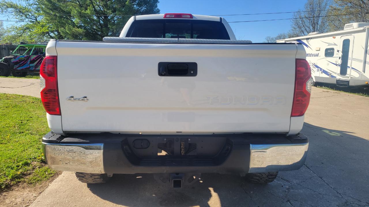 Toyota Tundra Limited Double Cab 4WD 2015