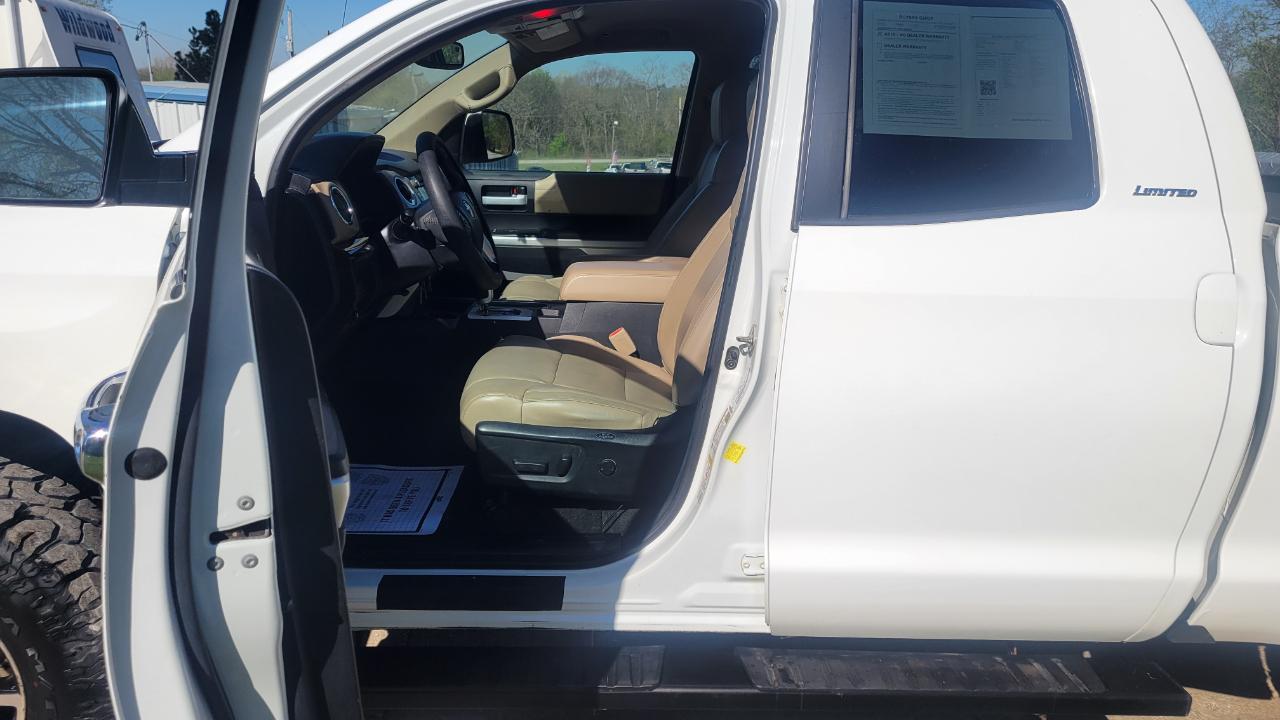 Toyota Tundra Limited Double Cab 4WD 2015