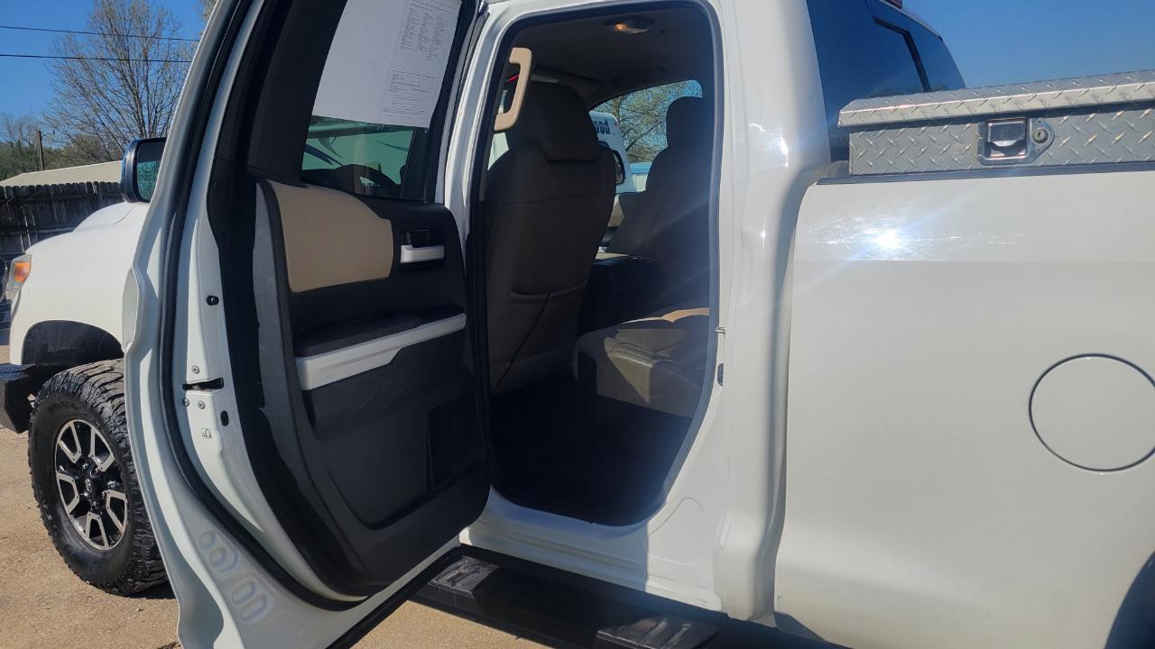 Toyota Tundra Limited Double Cab 4WD 2015