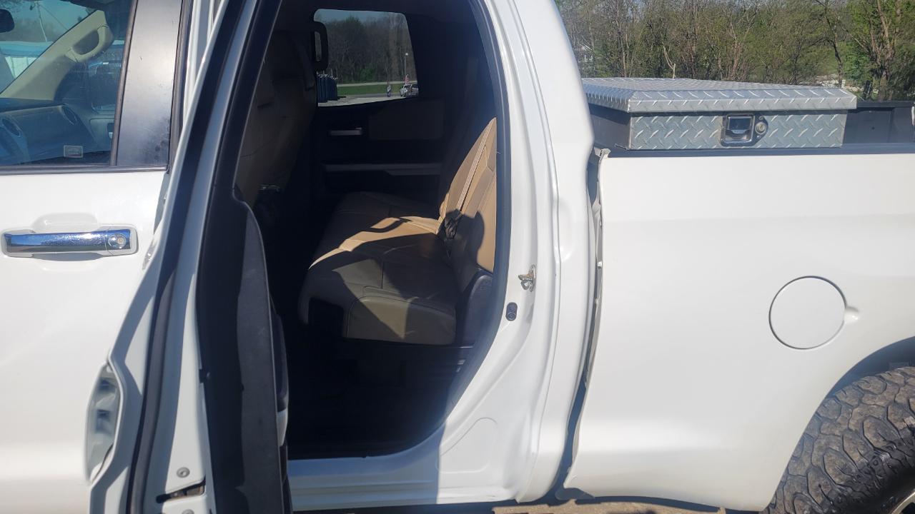 Toyota Tundra Limited Double Cab 4WD 2015