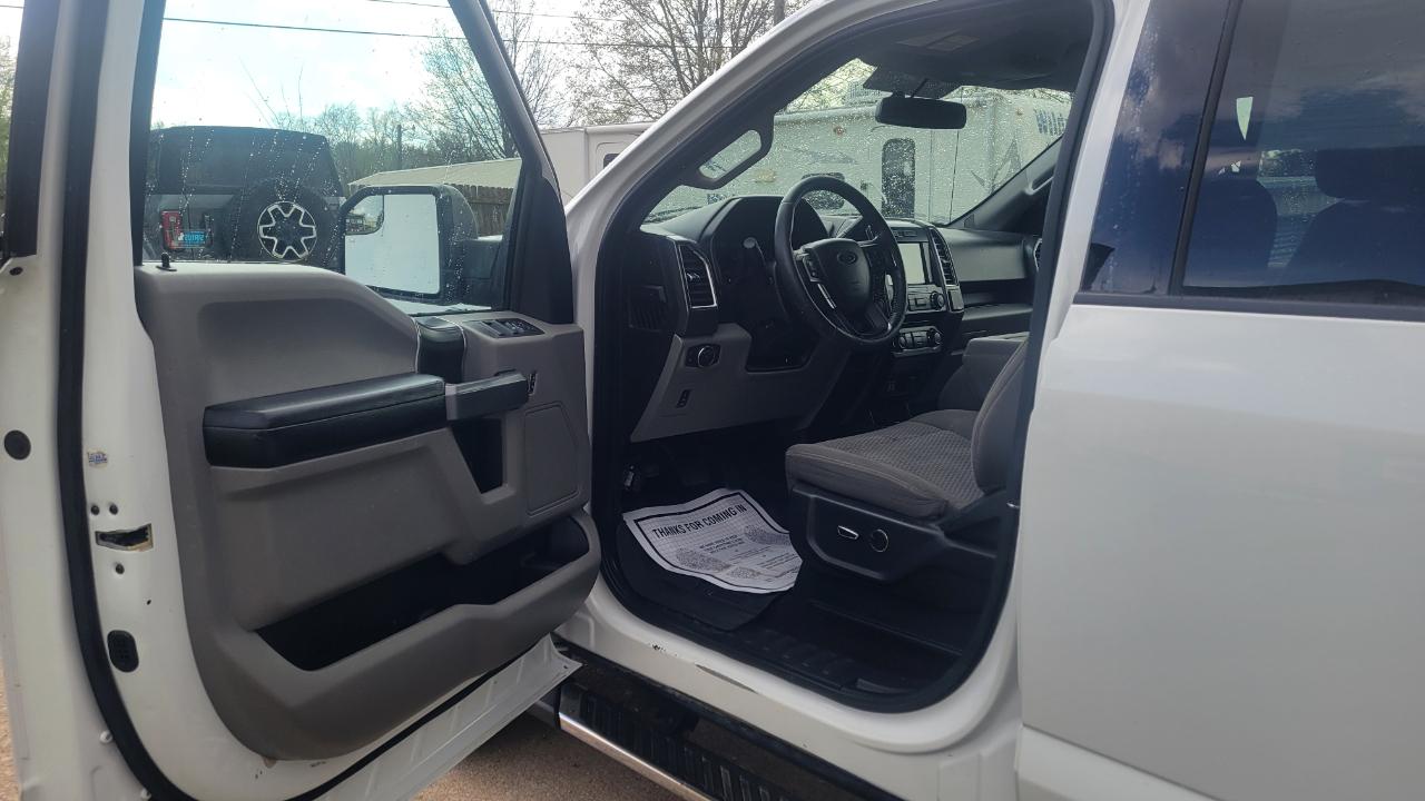 Ford F-150 XLT SuperCrew 4WD 2016