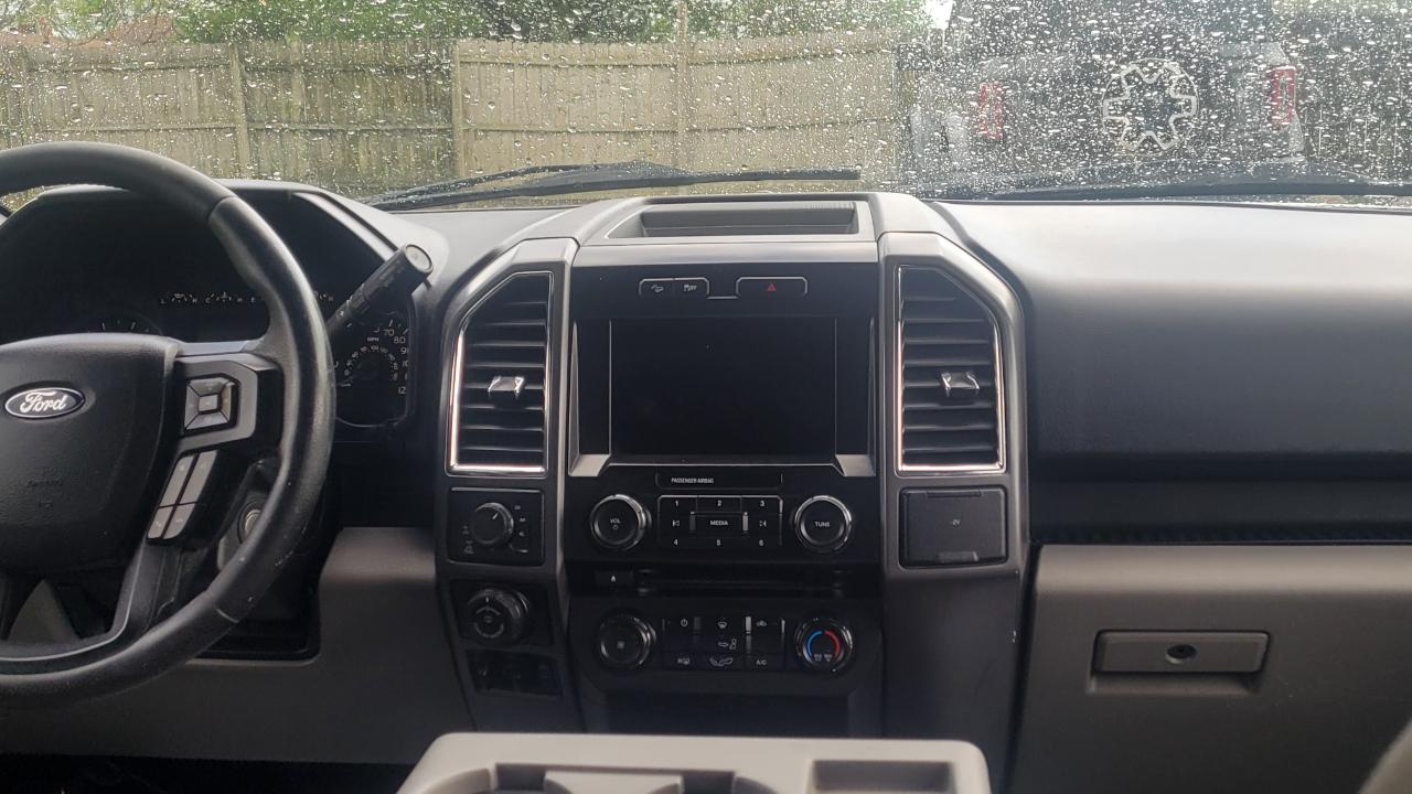 Ford F-150 XLT SuperCrew 4WD 2016