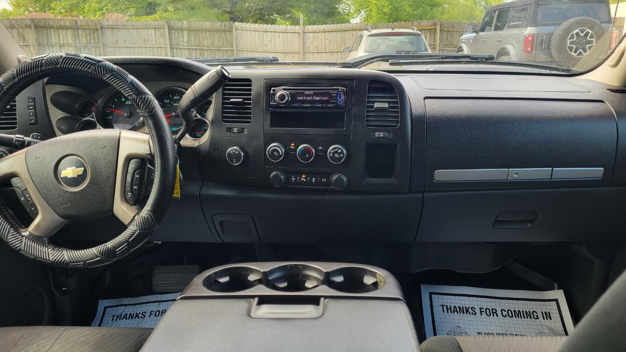 Chevrolet Silverado 2500HD LT Crew Cab 4WD 2012