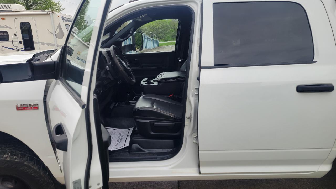 RAM 3500 Cab/Chassis Tradesman Crew Cab 4WD 172.4 2021