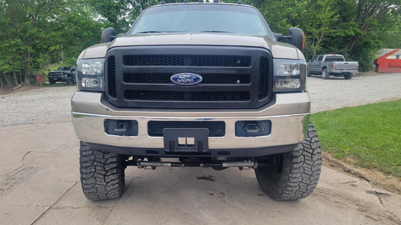 Ford F-250 SD XLT Crew Cab 4WD 2005