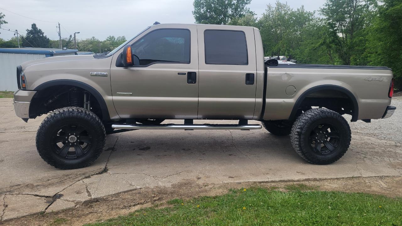 Ford F-250 SD XLT Crew Cab 4WD 2005