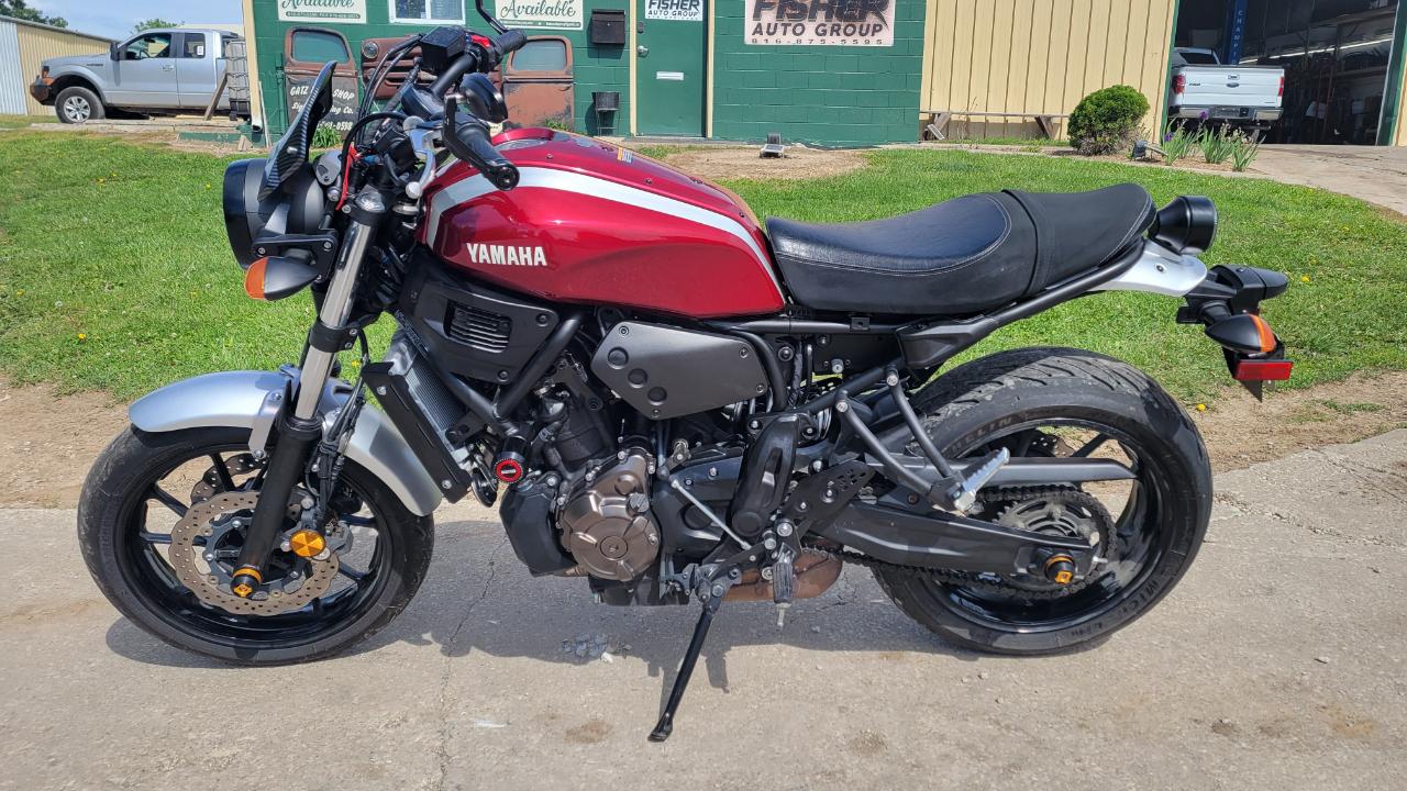 Yamaha XSR700  2018