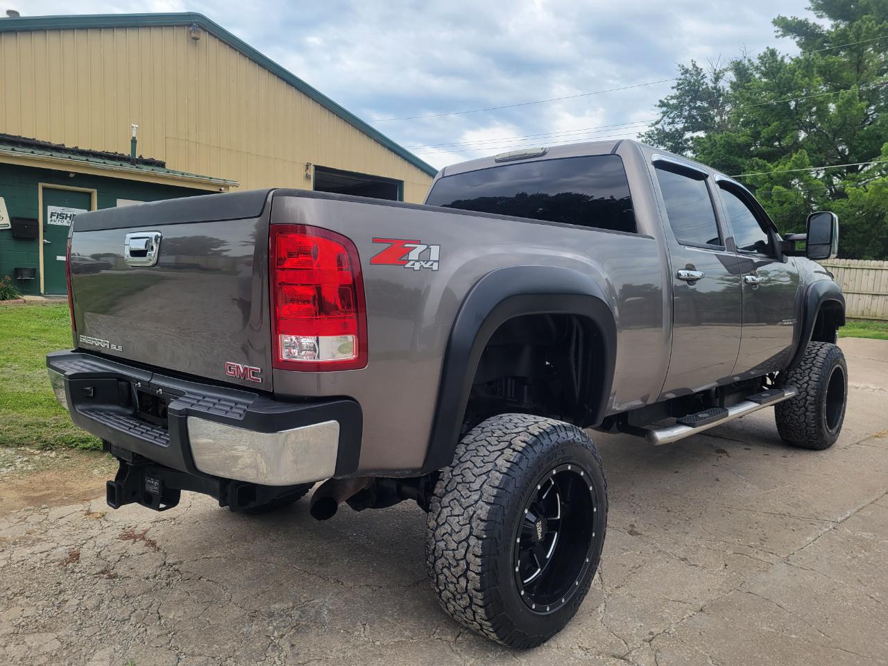 GMC Sierra 3500HD SLE Crew Cab 4WD 2013
