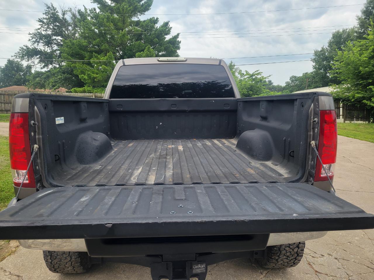 GMC Sierra 3500HD SLE Crew Cab 4WD 2013