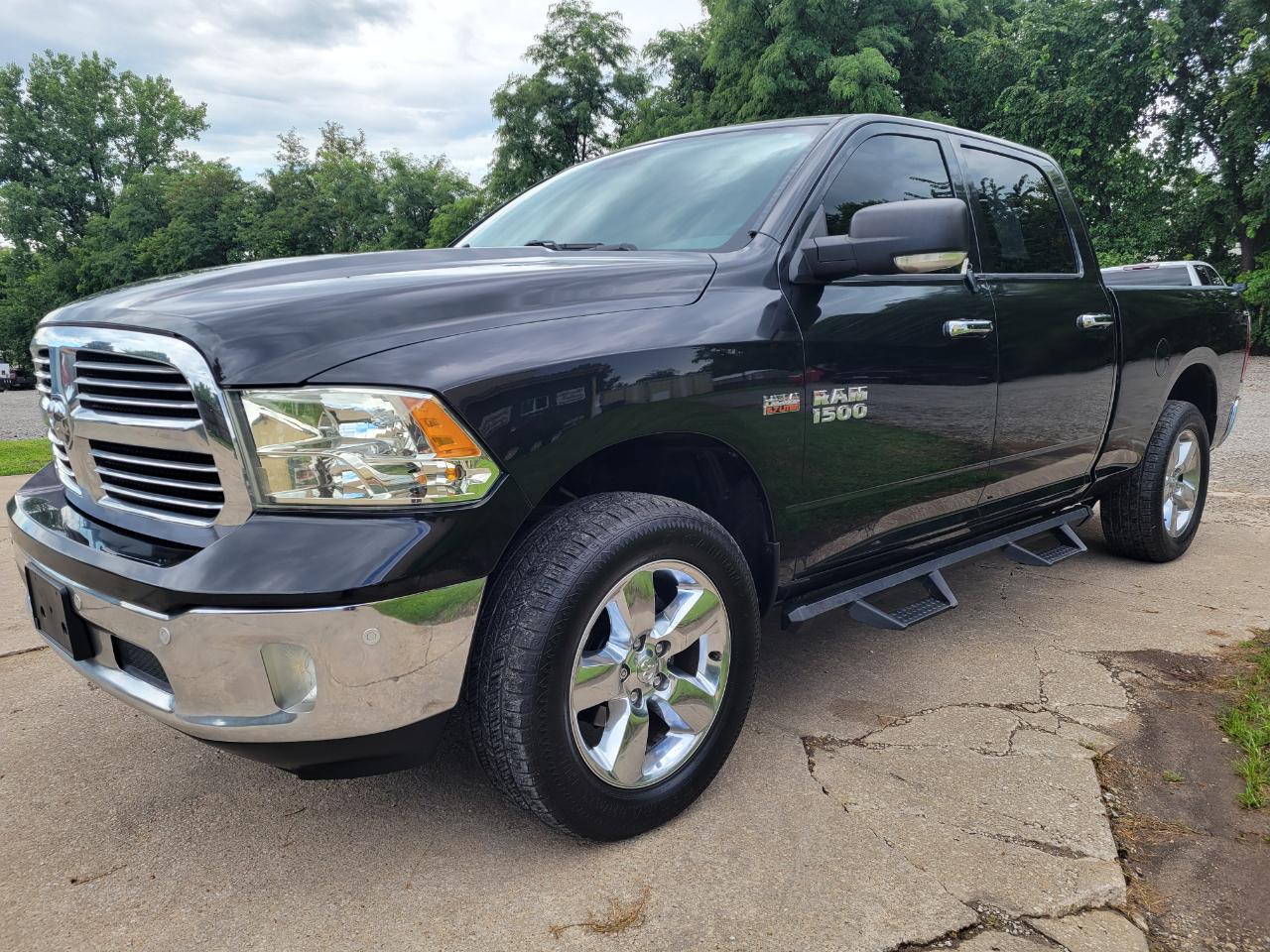 RAM 1500 Big Horn Crew Cab 4WD 2017