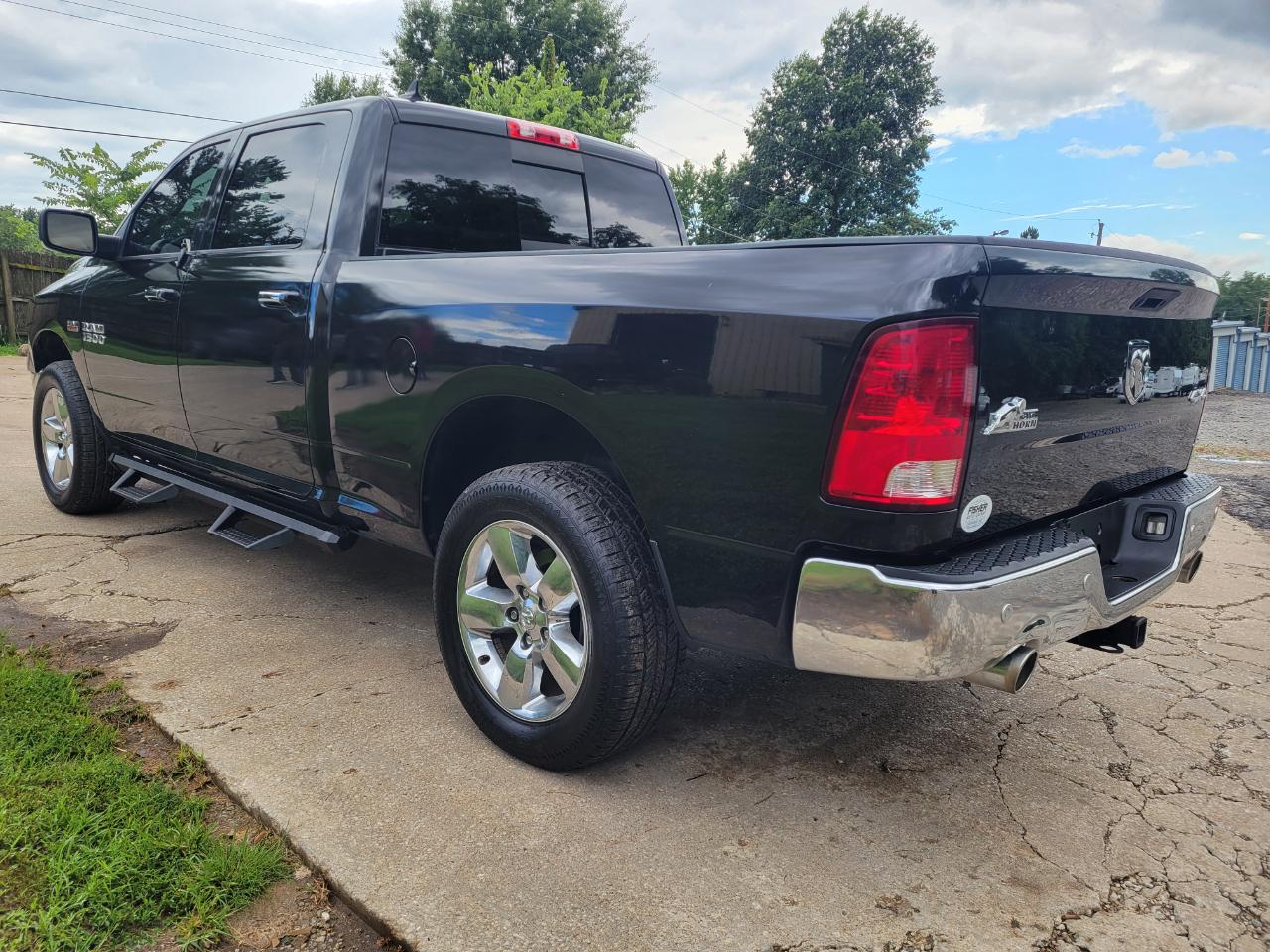 RAM 1500 Big Horn Crew Cab 4WD 2017