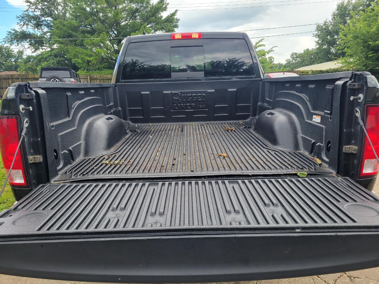 RAM 1500 Big Horn Crew Cab 4WD 2017