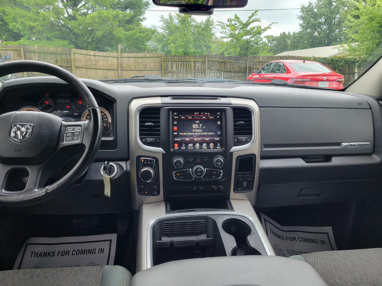 RAM 1500 Big Horn Crew Cab 4WD 2017