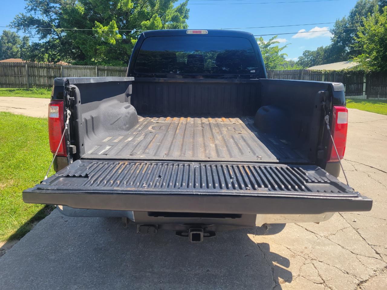 Ford F250SD XL Crew Cab 4WD 2016