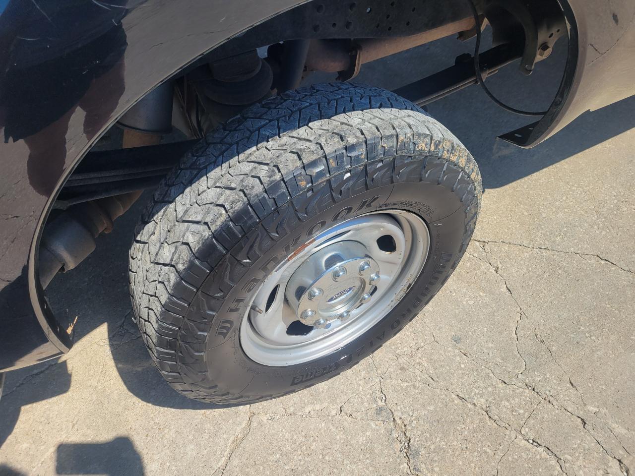 Ford F250SD XL Crew Cab 4WD 2016