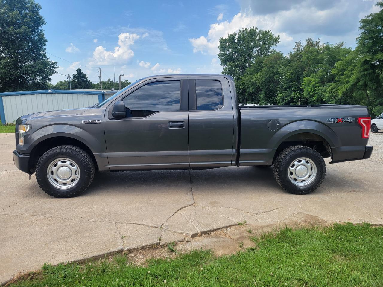 Ford F-150 XLT SuperCab 4WD 2015
