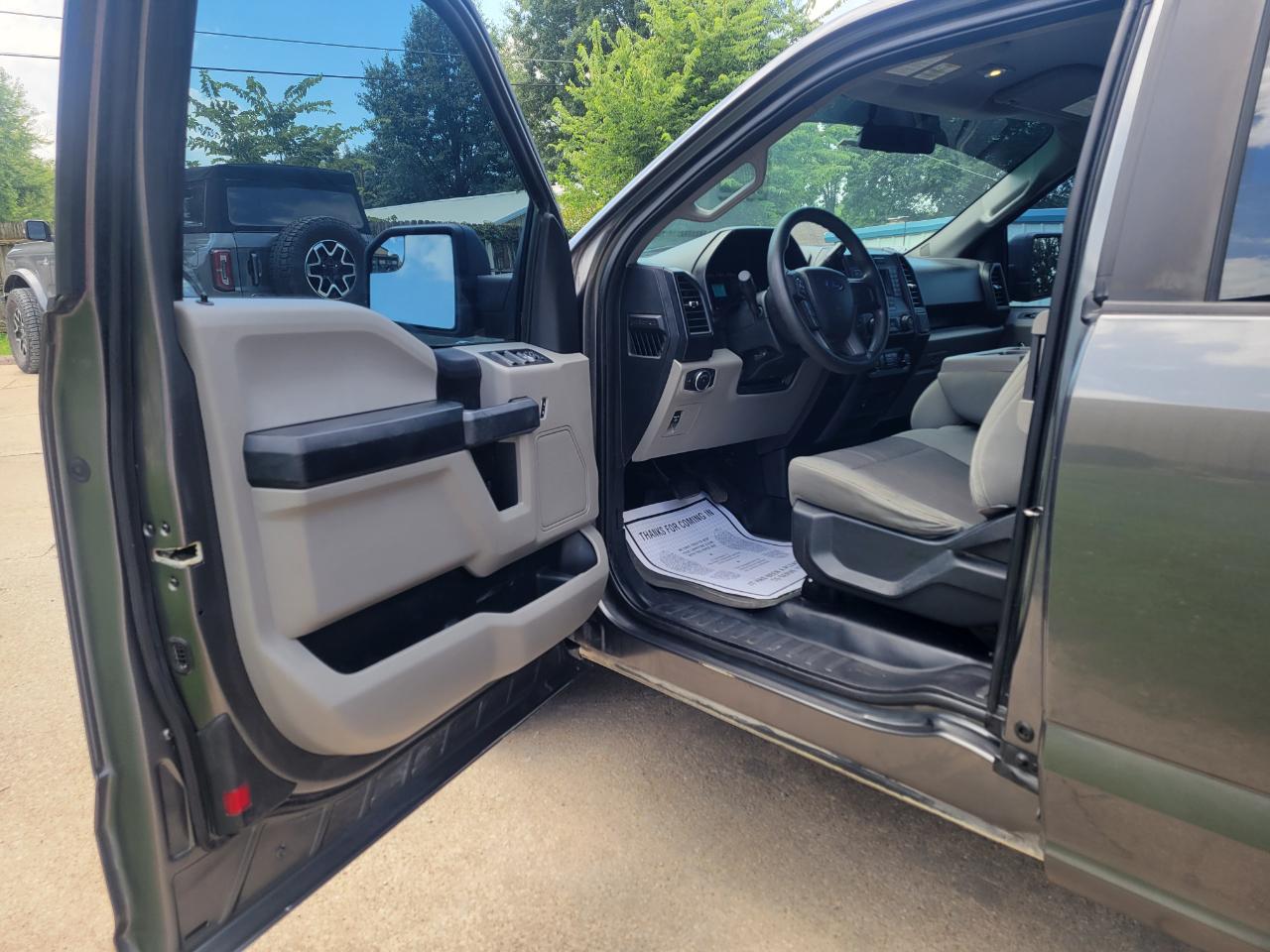 Ford F-150 XLT SuperCab 4WD 2015