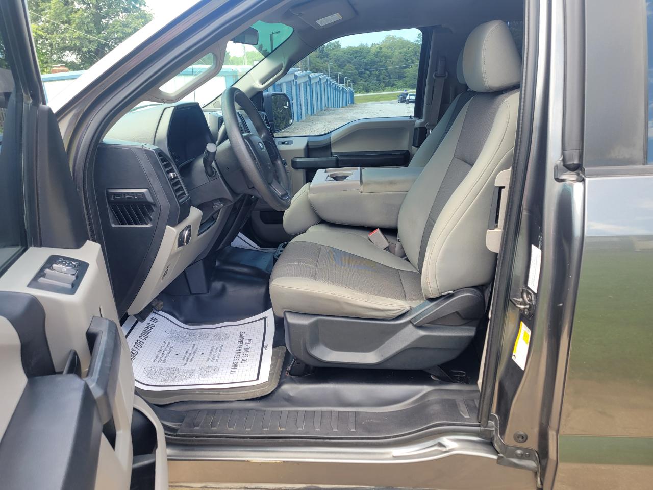 Ford F-150 XLT SuperCab 4WD 2015