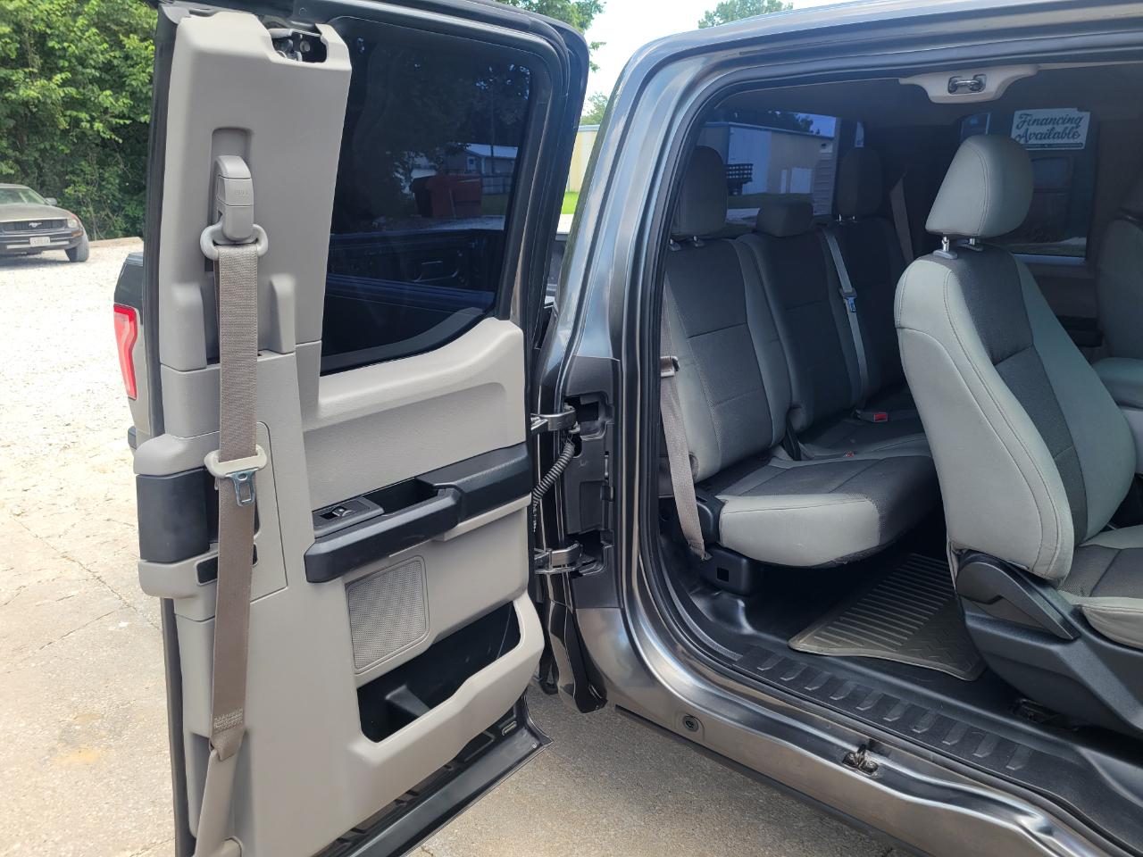 Ford F-150 XLT SuperCab 4WD 2015
