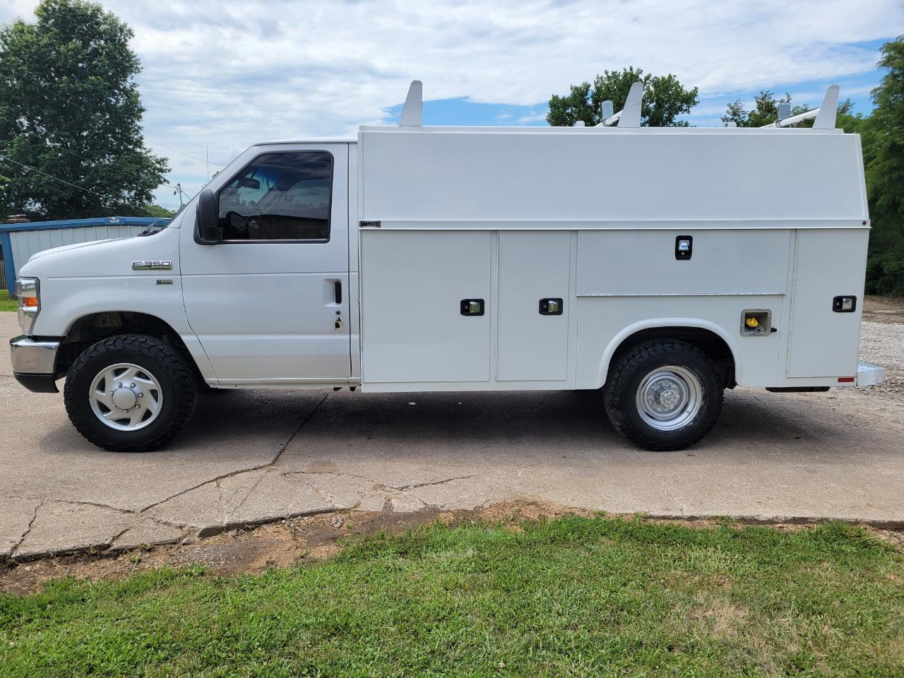 Ford E-Series Cutaway E-350 SRW 158" WB 2019