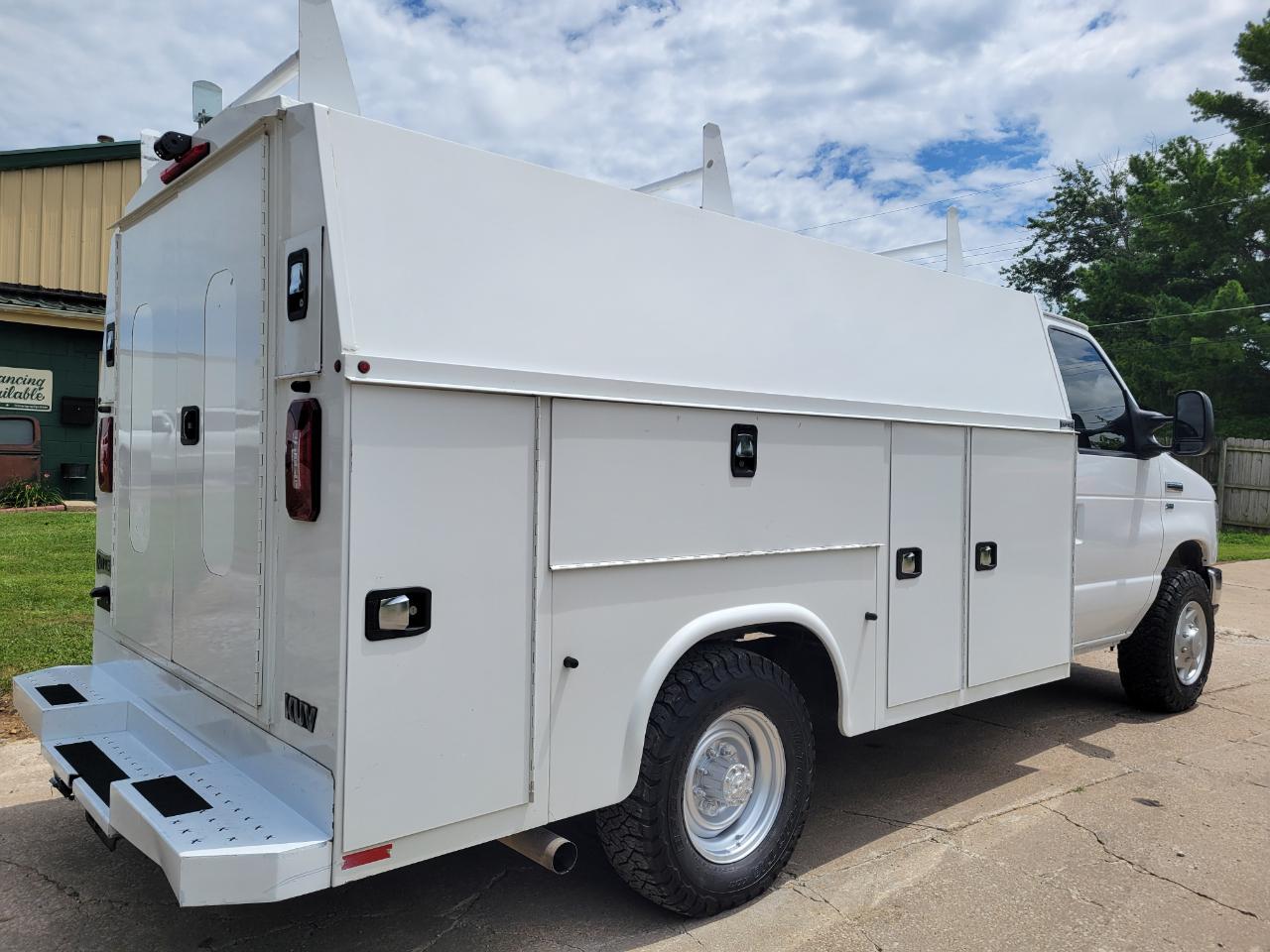 Ford E-Series Cutaway E-350 SRW 158" WB 2019