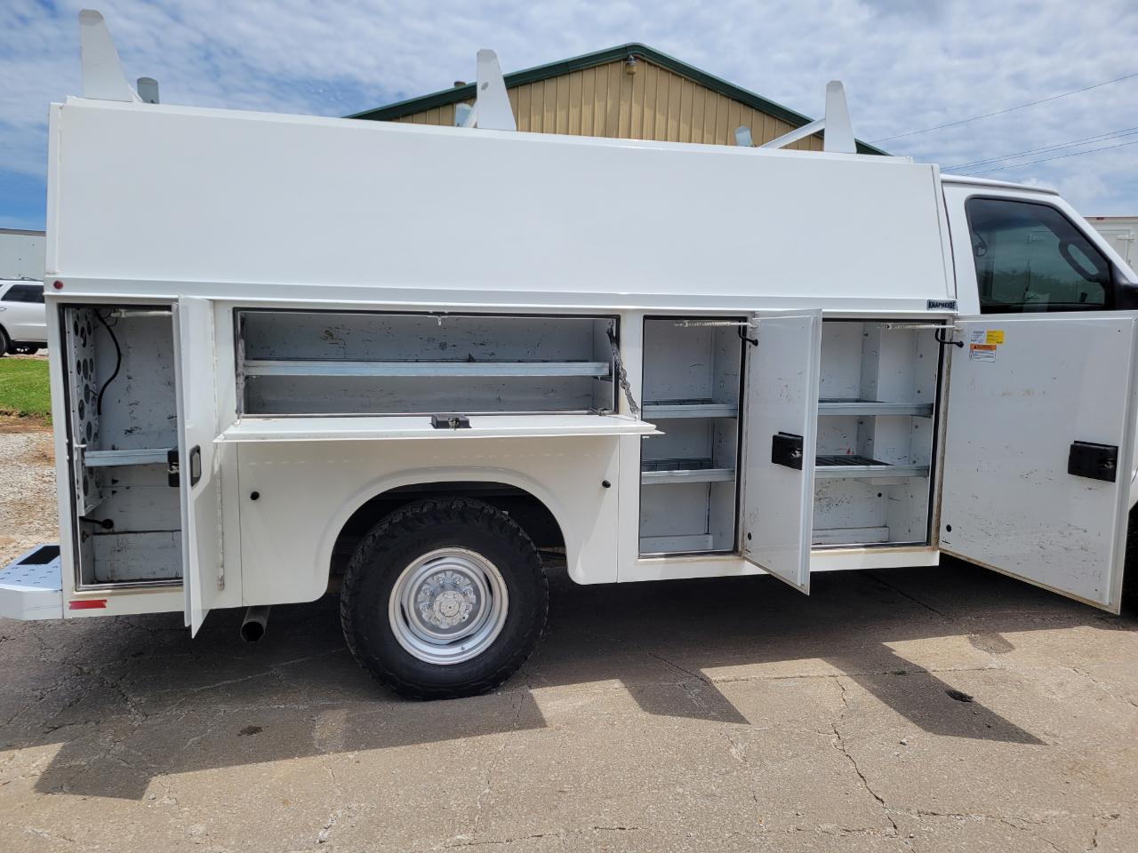 Ford E-Series Cutaway E-350 SRW 158" WB 2019