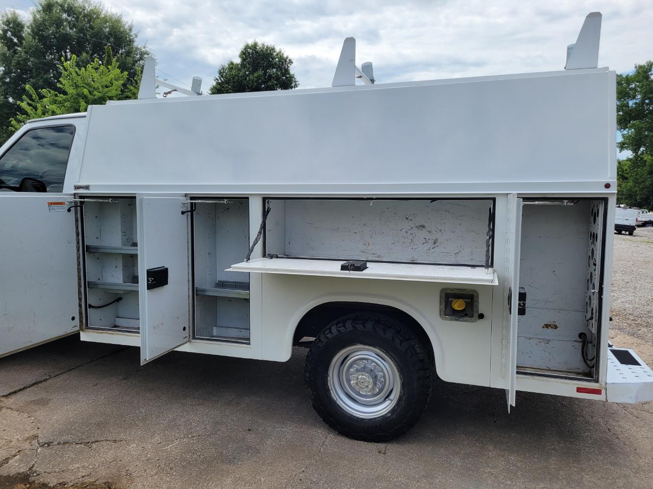 Ford E-Series Cutaway E-350 SRW 158" WB 2019