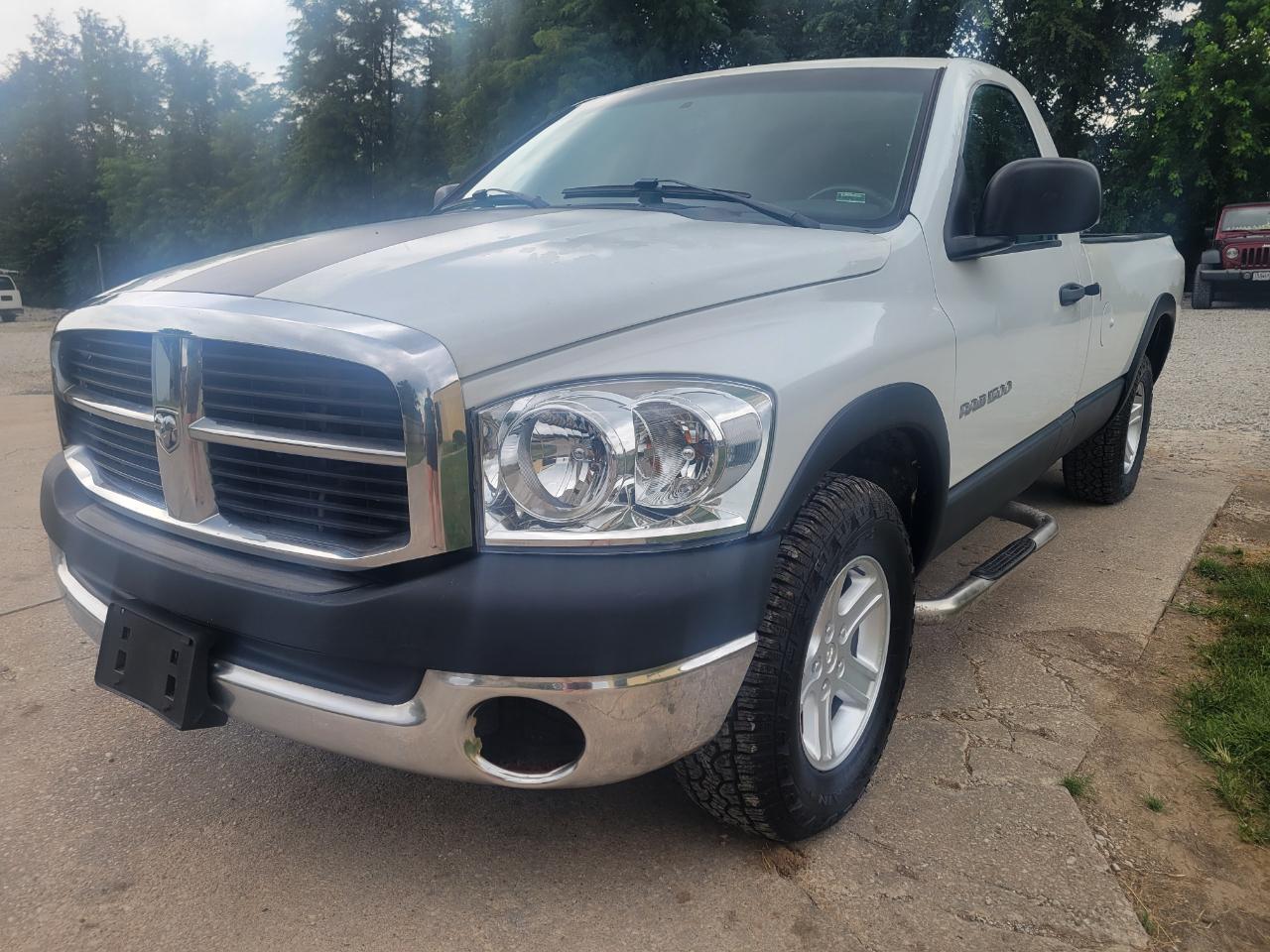 Dodge Ram 1500 ST Regular Cab 2WD 2006