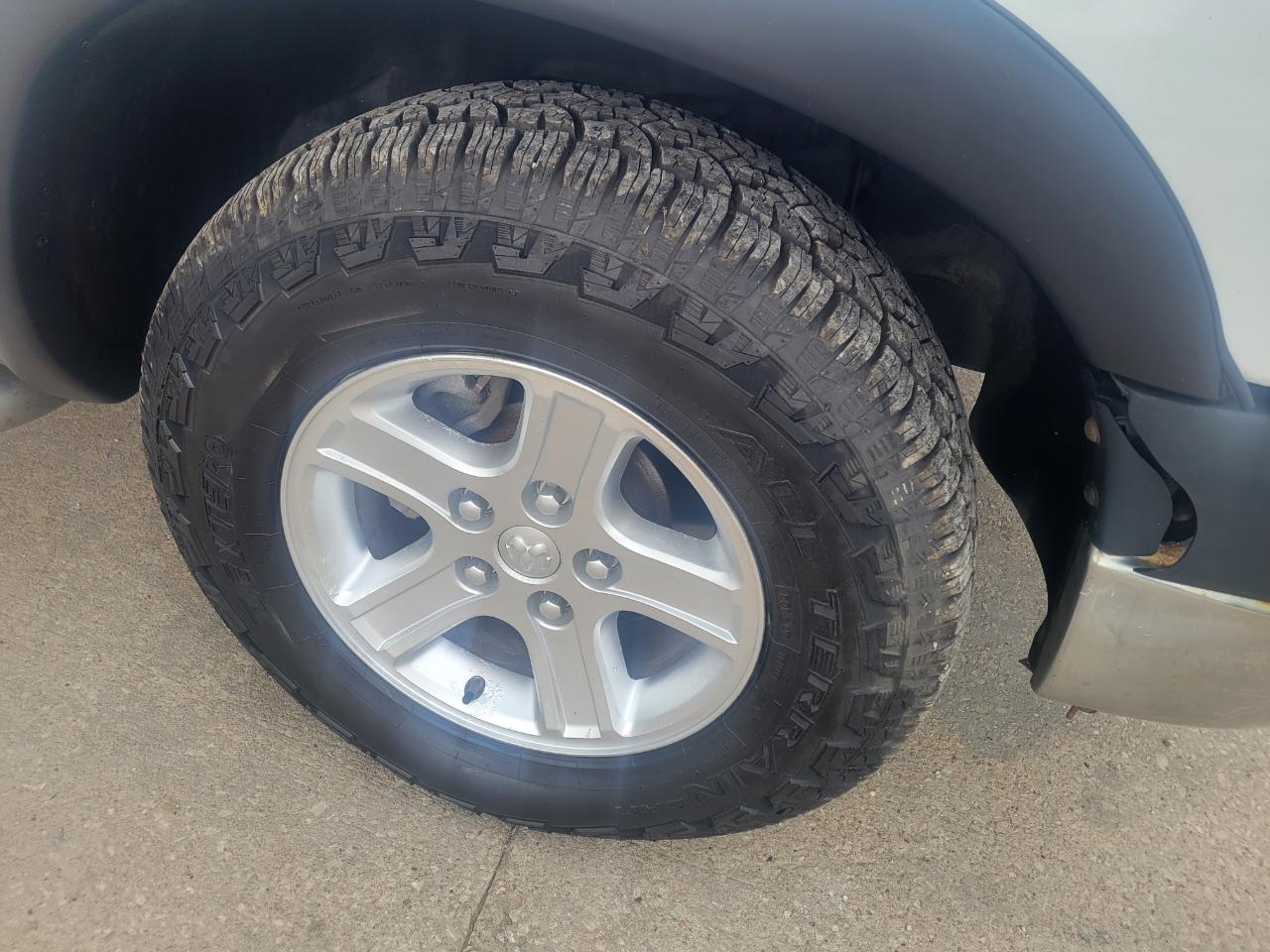 Dodge Ram 1500 ST Regular Cab 2WD 2006