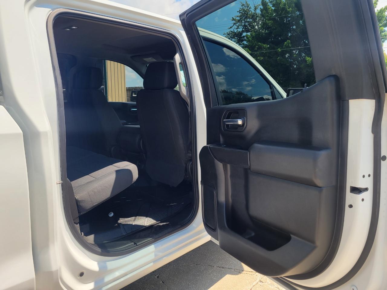 Chevrolet Silverado 1500 Custom Crew Cab 4WD 2020