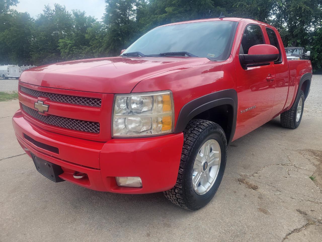 Chevrolet Silverado 1500 LT Ext. Cab 4WD 2011