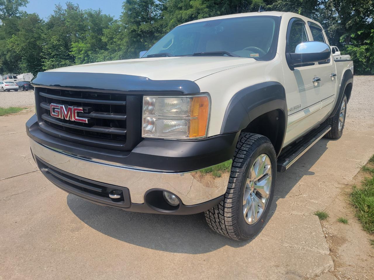GMC Sierra 1500 SLT Crew Cab Short Bed 4WD 2009