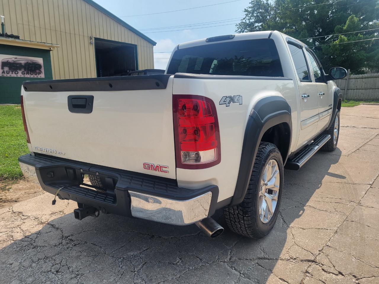 GMC Sierra 1500 SLT Crew Cab Short Bed 4WD 2009