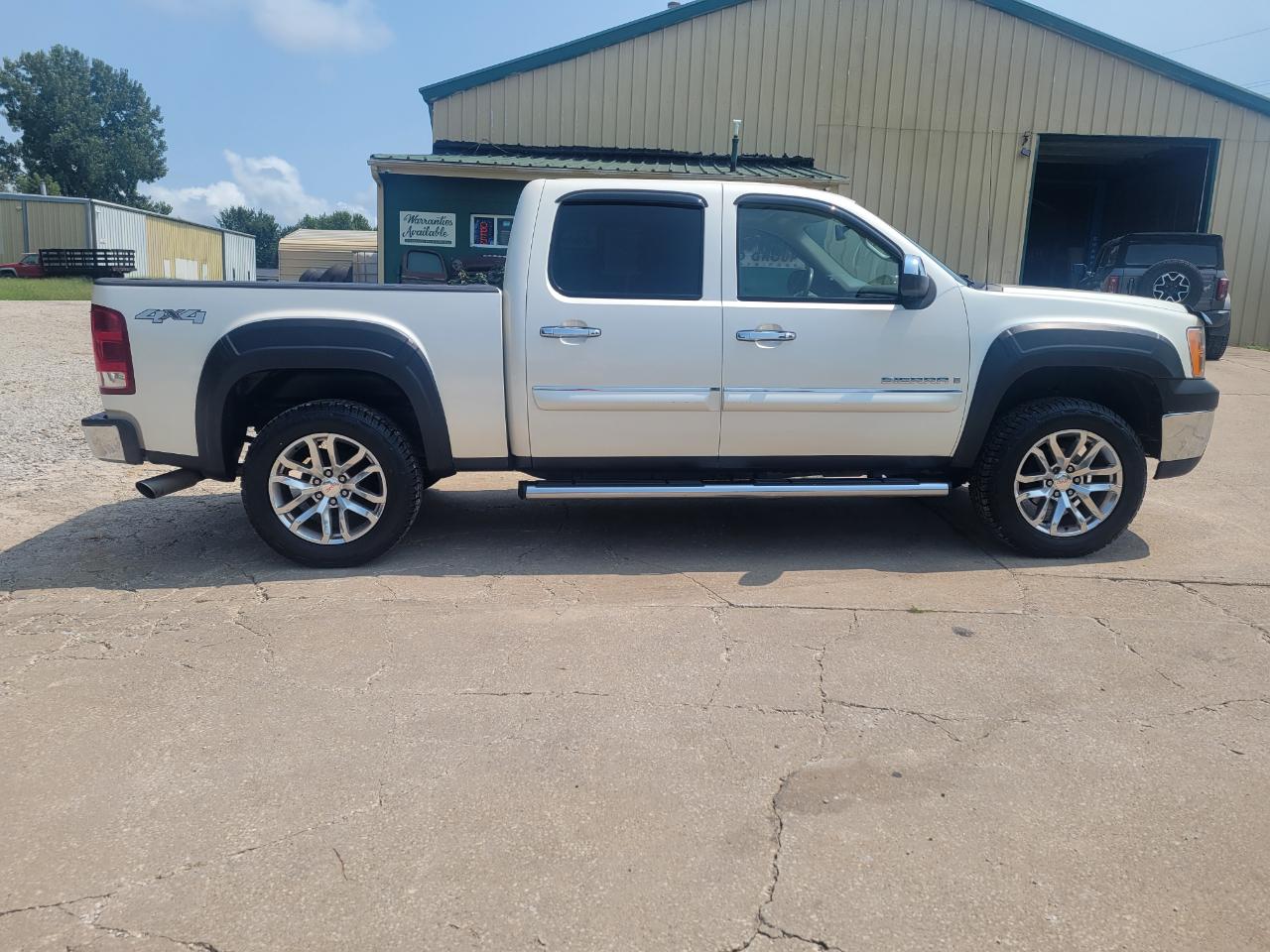 GMC Sierra 1500 SLT Crew Cab Short Bed 4WD 2009