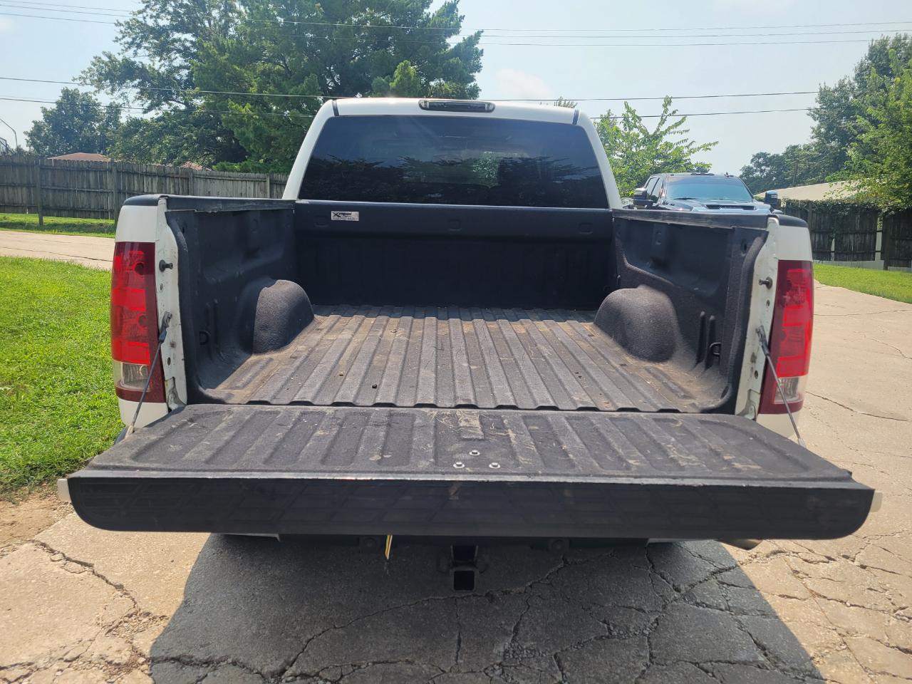GMC Sierra 1500 SLT Crew Cab Short Bed 4WD 2009