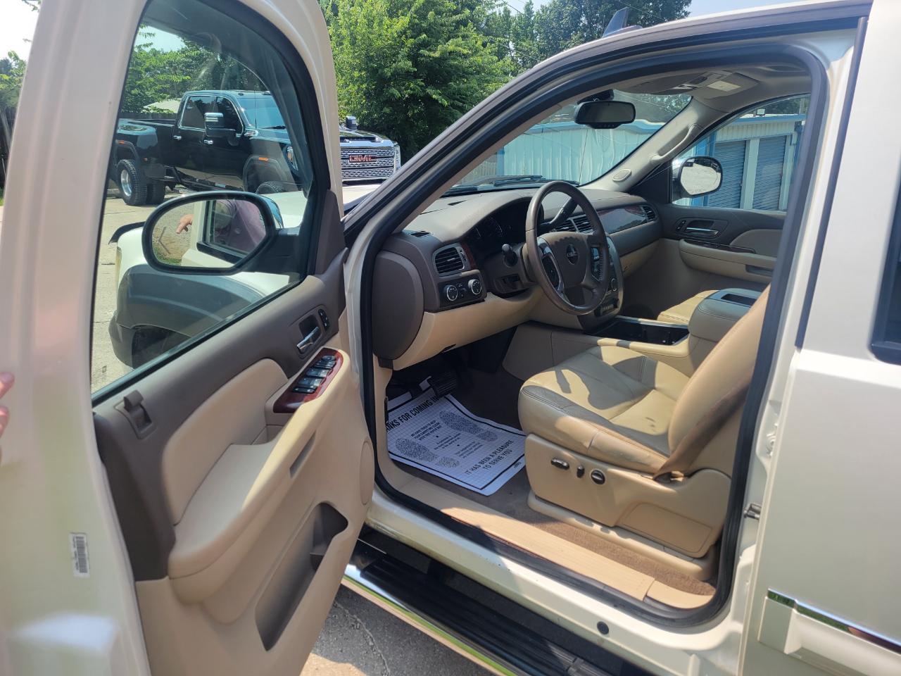 GMC Sierra 1500 SLT Crew Cab Short Bed 4WD 2009