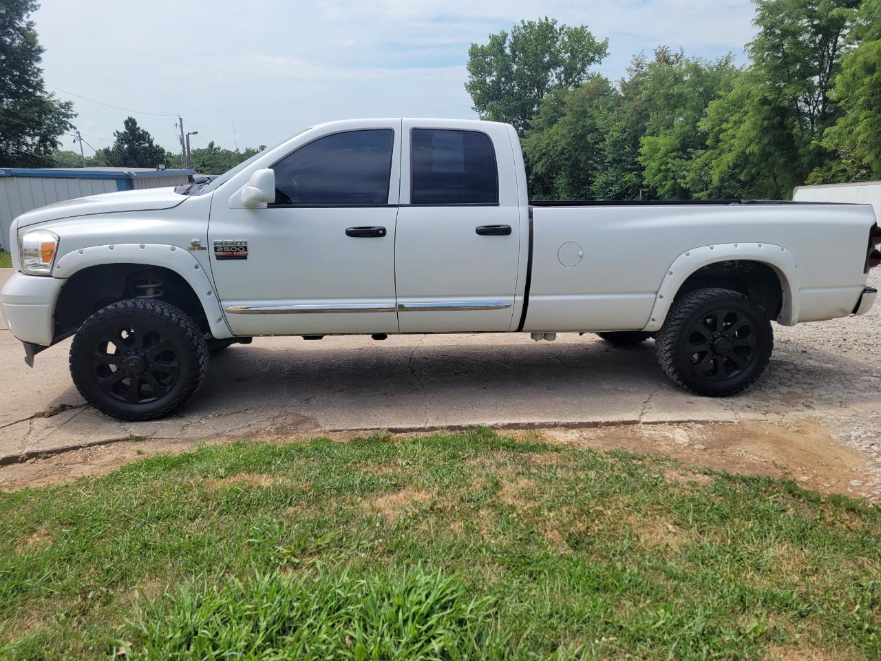 Dodge Ram 2500 Laramie Quad Cab 4WD 2007