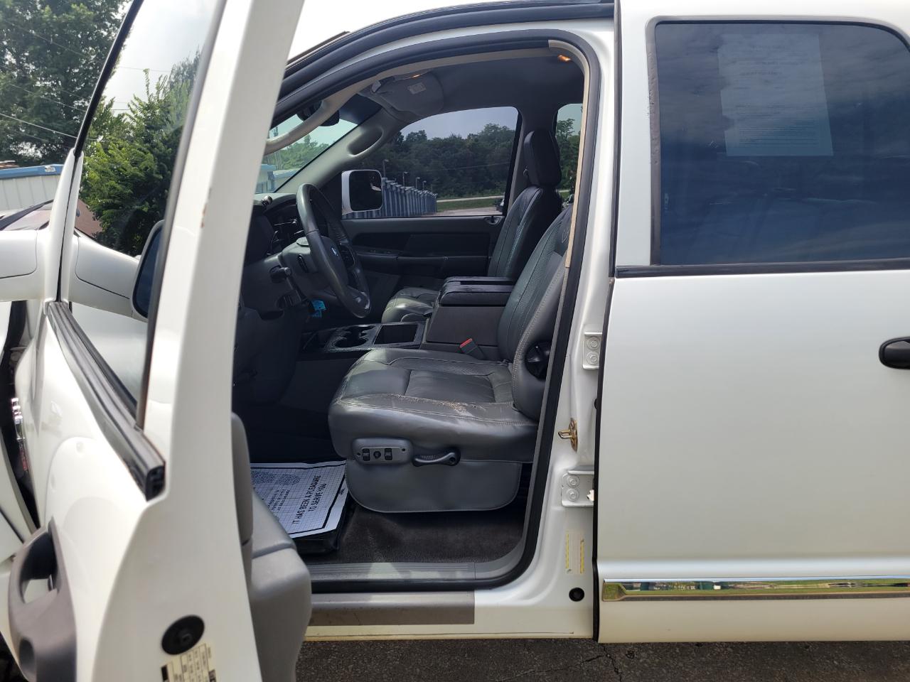 Dodge Ram 2500 Laramie Quad Cab 4WD 2007